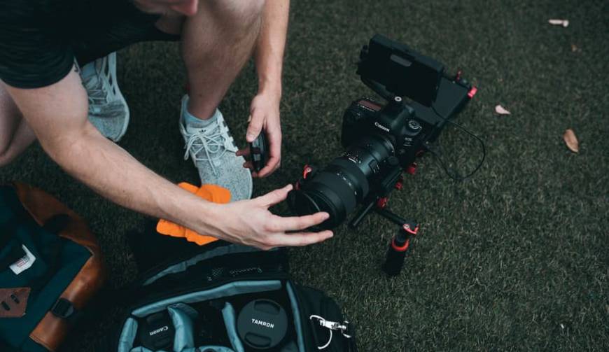 色彩心理学×动态美学，图木舒克市产品视频拍摄公司唤醒感官冲击力